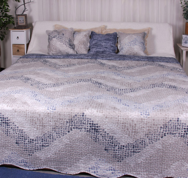 Romantik Zigzag ágytakaró 230*250 - CZNM-33-00-78-3K